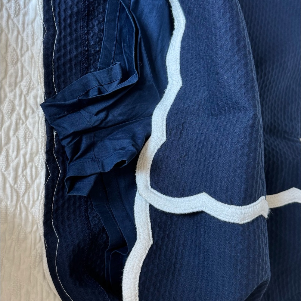 Navy Blue Scalloped Skort - Picture 4 of 5